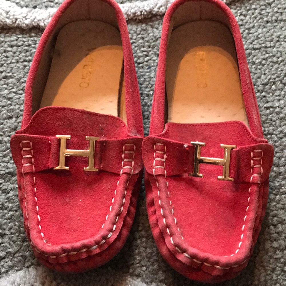 H loafers